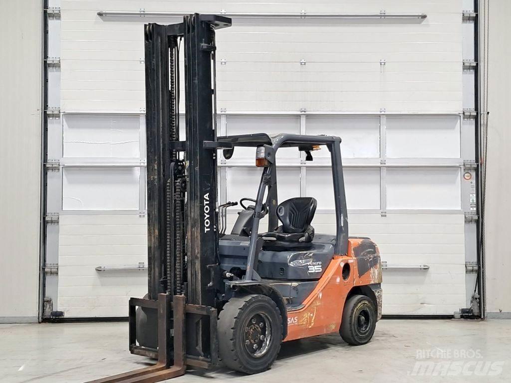 Toyota 02-8FDJF35 Πετρελαιοκίνητα Κλαρκ