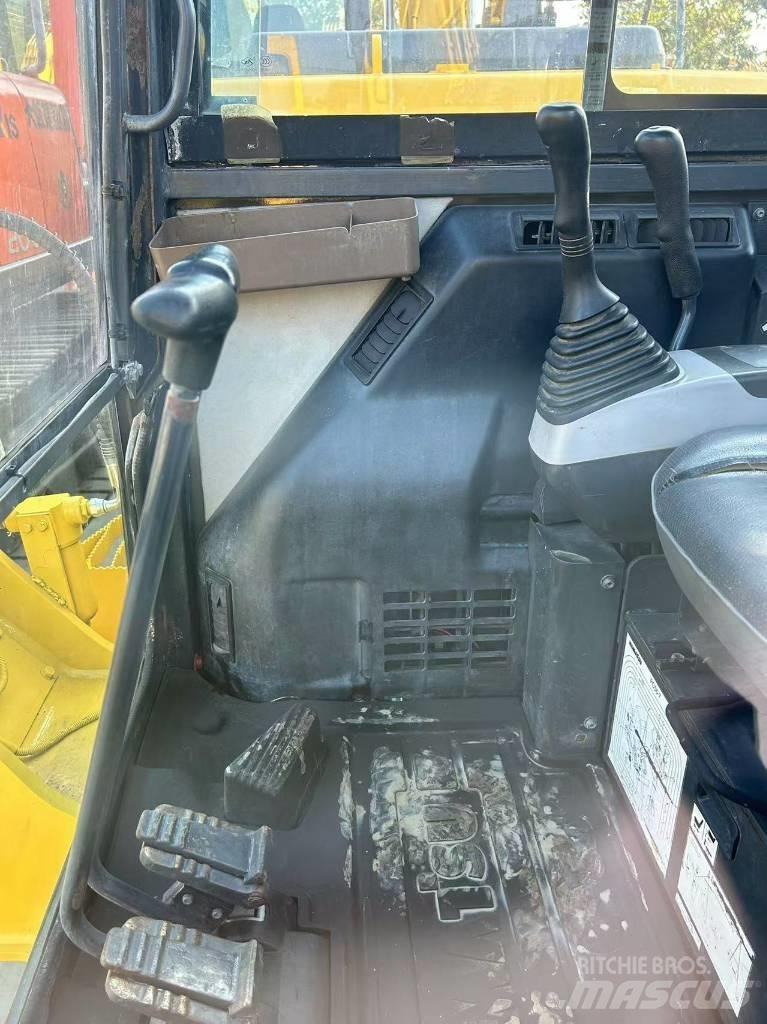 Komatsu PC 56 Εκσκαφείς με ερπύστριες