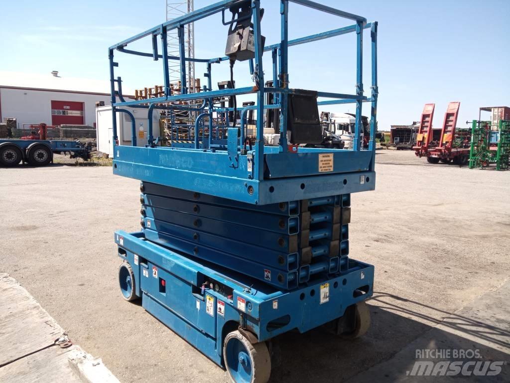 Haulotte Compact 14 Ανυψωτήρες ψαλιδωτής άρθρωσης