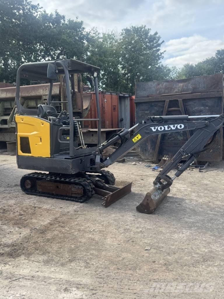 Volvo EC 15 Εκσκαφάκι (διαβολάκι) < 7t