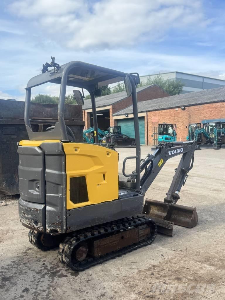 Volvo EC 15 Εκσκαφάκι (διαβολάκι) < 7t