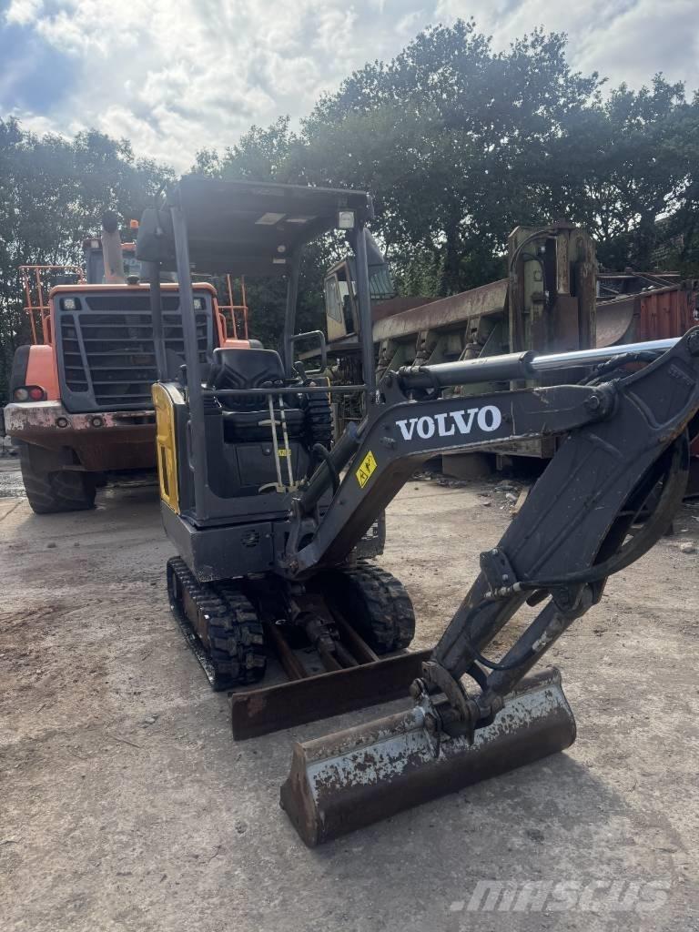 Volvo EC 15 Εκσκαφάκι (διαβολάκι) < 7t