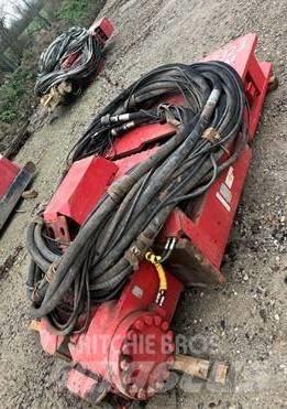 PVE 2323VM Δονούμενοι πασσαλομπήχτες