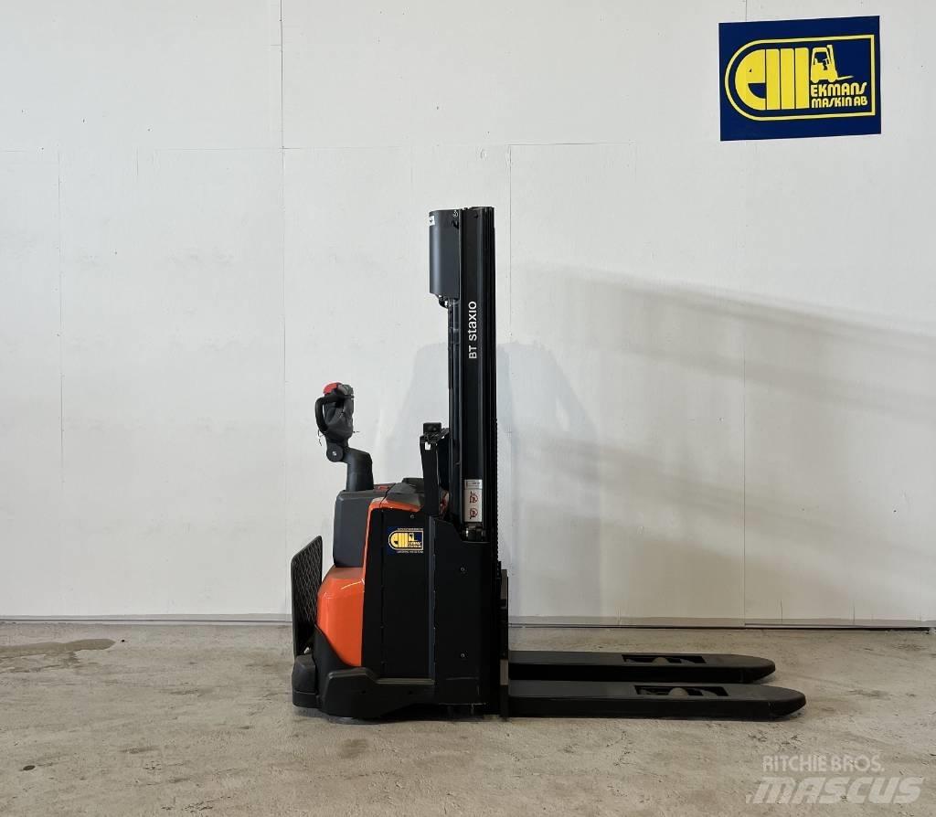 BT Truck SWE120L Παλετοφόρα πεζού χειριστή με ιστό