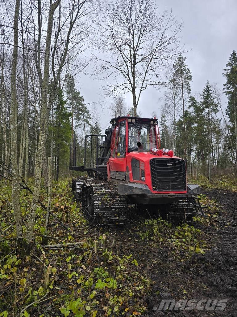 Komatsu 875 Μεταφορείς ξυλείας