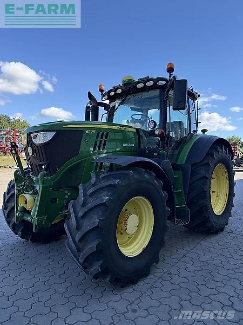 John Deere 6215r Τρακτέρ