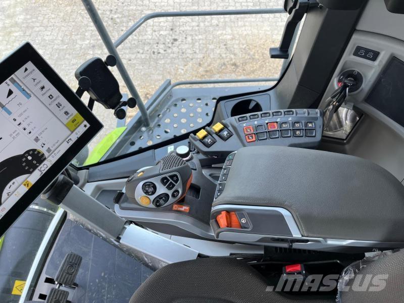 CLAAS LEXION 5300 Θεριζοαλωνιστικές μηχανές