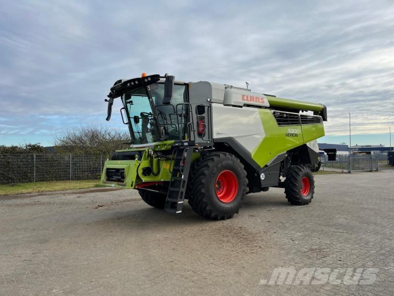 CLAAS LEXION 5300 Θεριζοαλωνιστικές μηχανές