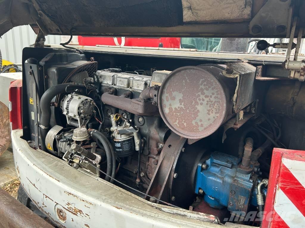 Takeuchi TB070 Εκσκαφάκι (διαβολάκι) < 7t