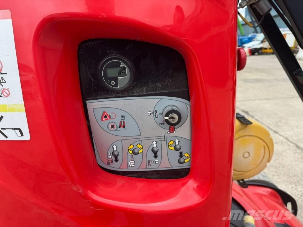 Manitou 100 VJR Ανυψωτήρες με κατακόρυφους πυλώνες