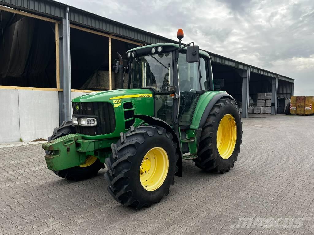 John Deere 6120 Τρακτέρ