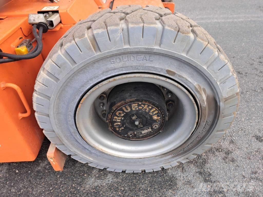 JLG E 300 AJP Ανυψωτήρες με αρθρωτό βραχίονα