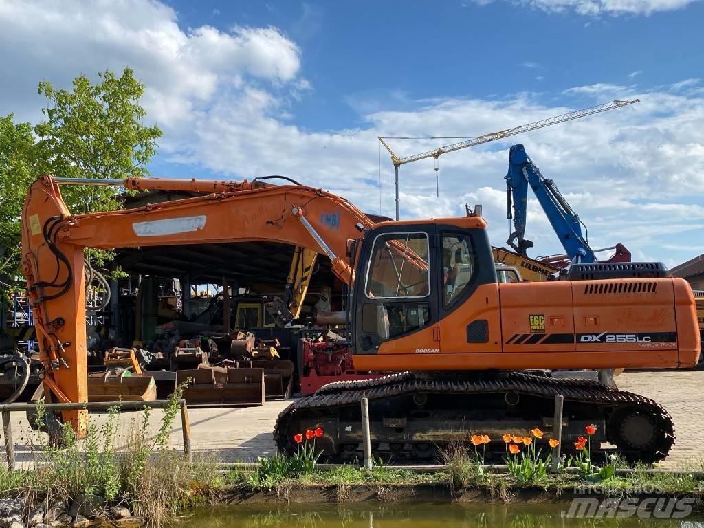 Doosan DX 255 NLC Εκσκαφείς με ερπύστριες
