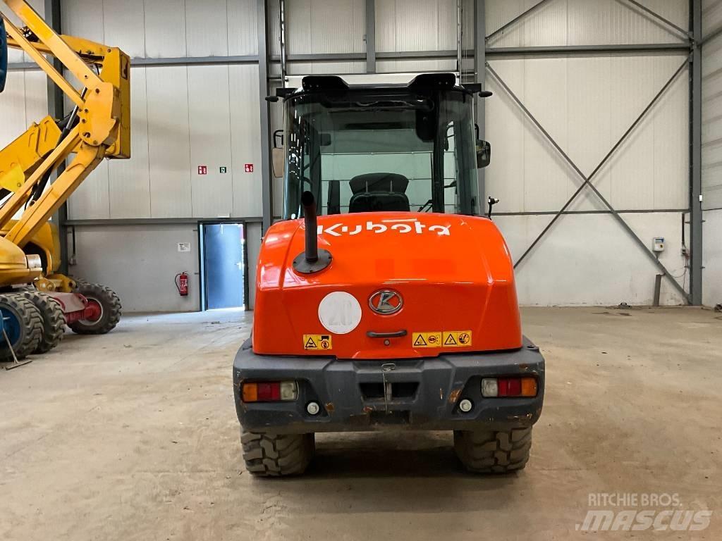 Kubota R 085 Φορτωτές με λάστιχα (Τροχοφόροι)