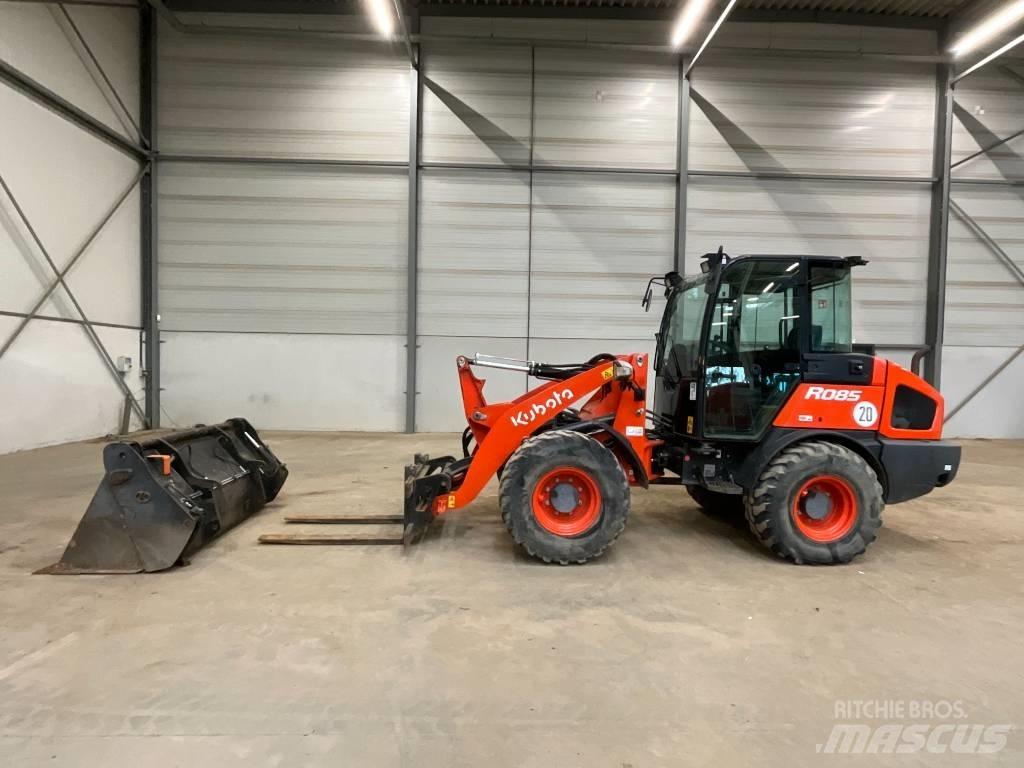 Kubota R 085 Φορτωτές με λάστιχα (Τροχοφόροι)