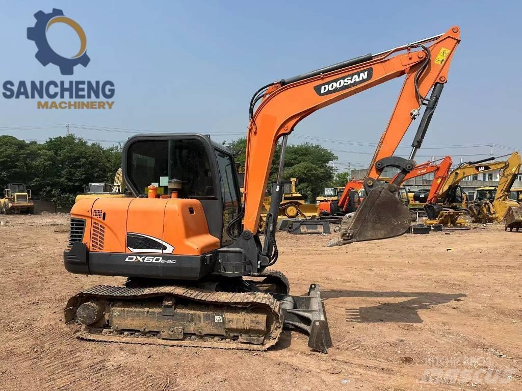 Doosan DX 60 Εκσκαφάκι (διαβολάκι) < 7t