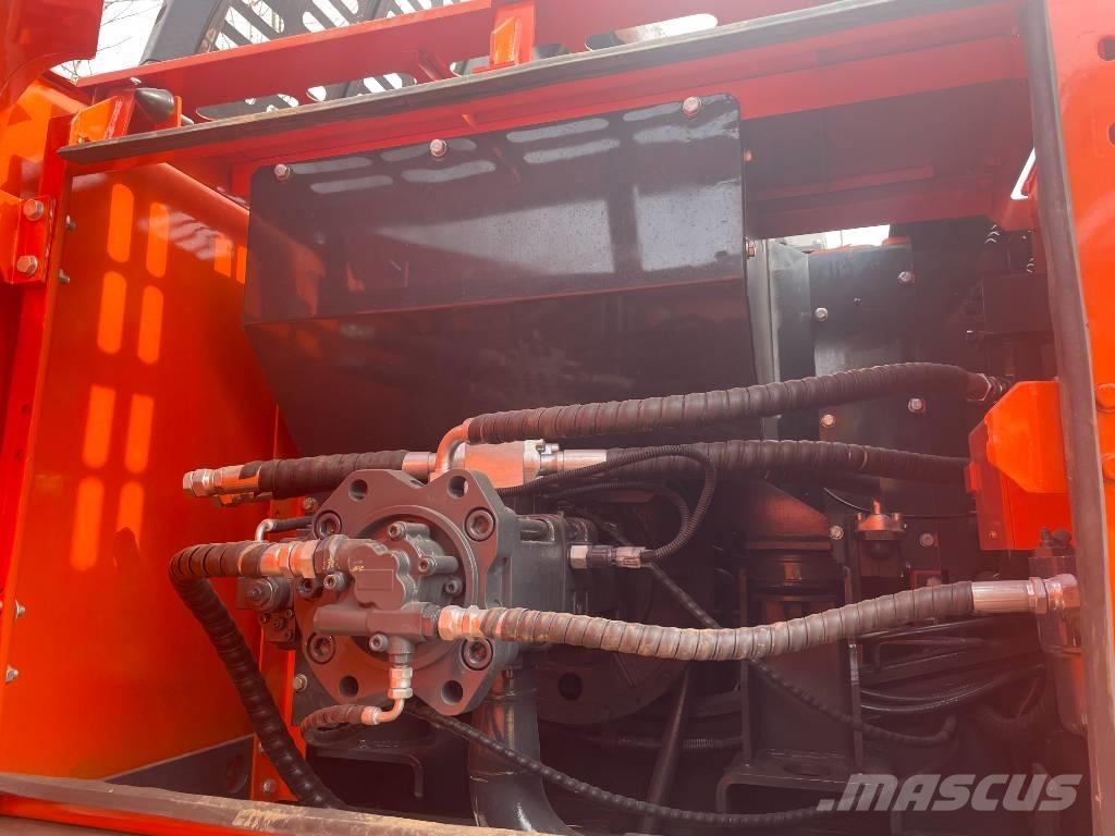 Doosan DX 220 LC-9C Εκσκαφείς με ερπύστριες
