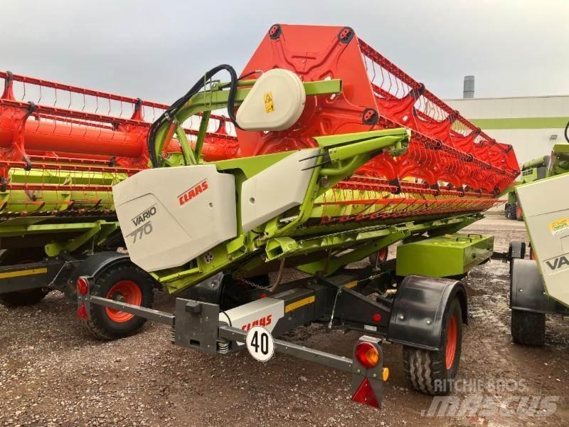 CLAAS TRION 520 Θεριζοαλωνιστικές μηχανές