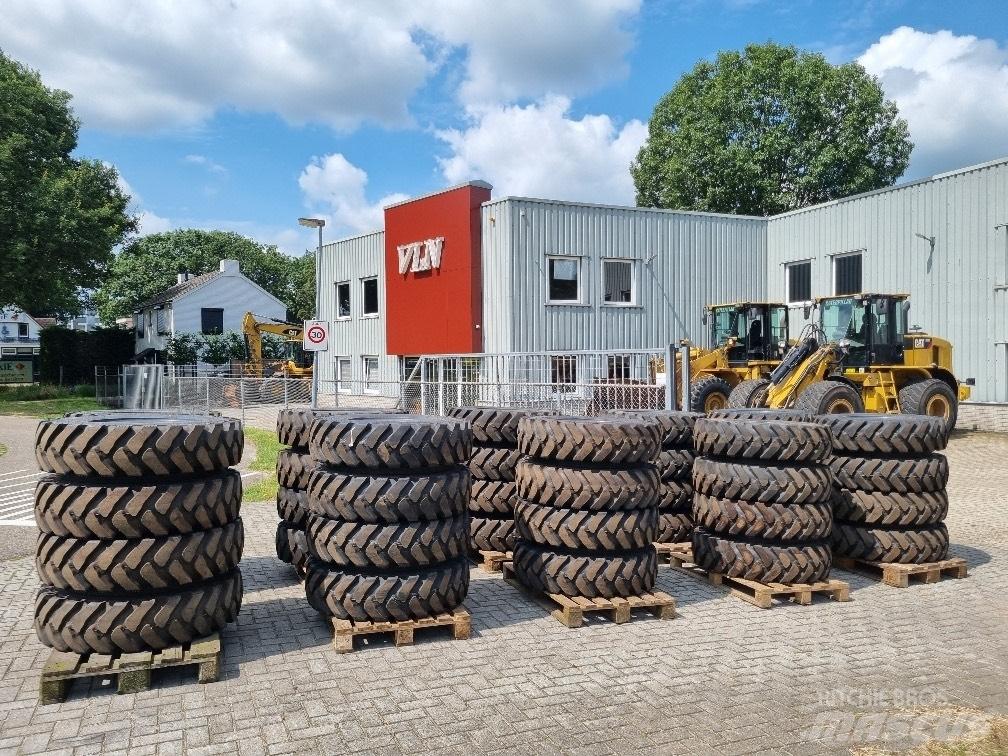 Kumho 10.00 x 20 Ελαστικά και ζάντες