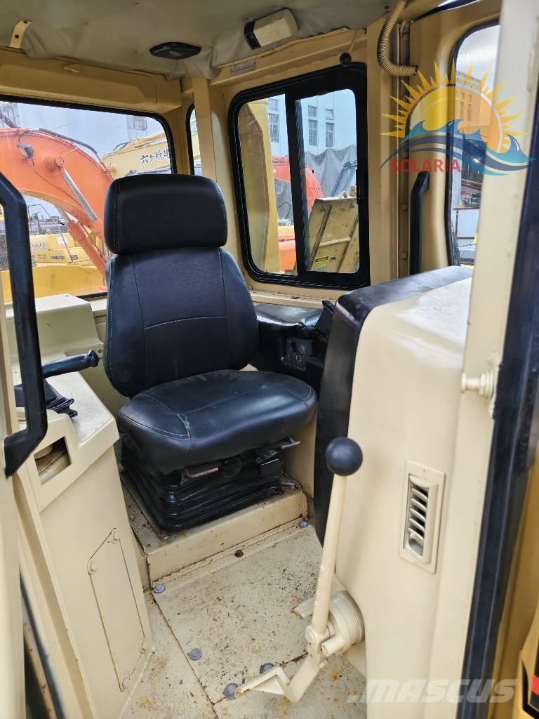 CAT D 7 R Μπουλντόζες με ερπύστριες