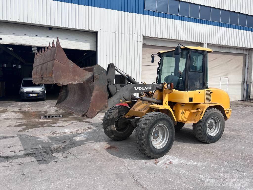 Volvo L 30 B Φορτωτές με λάστιχα (Τροχοφόροι)