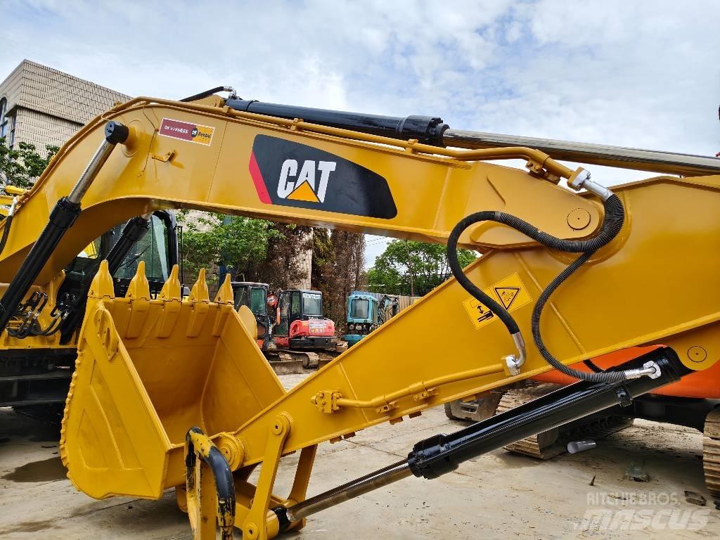 CAT 330 D2 L Εκσκαφείς με ερπύστριες