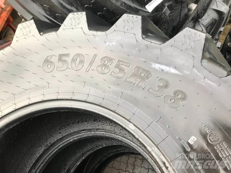 BKT 650/85R38 Ελαστικά και ζάντες
