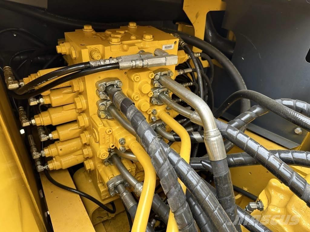 Komatsu PC 200-8 Εκσκαφείς με ερπύστριες