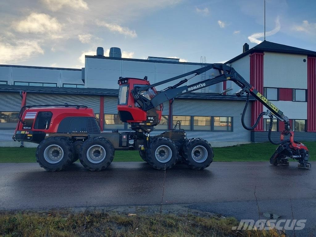 Komatsu 931 XC Θεριζοαλωνιστικές μηχανές