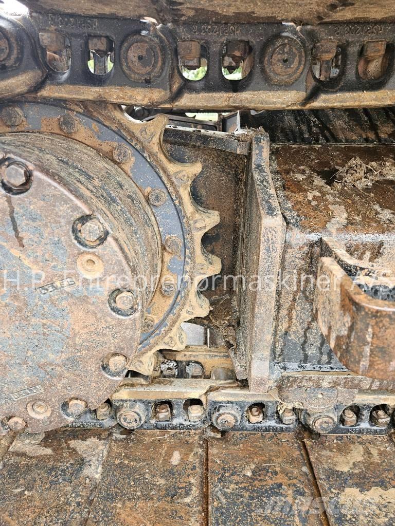 Hitachi ZX 135 US-7 Εκσκαφείς με ερπύστριες