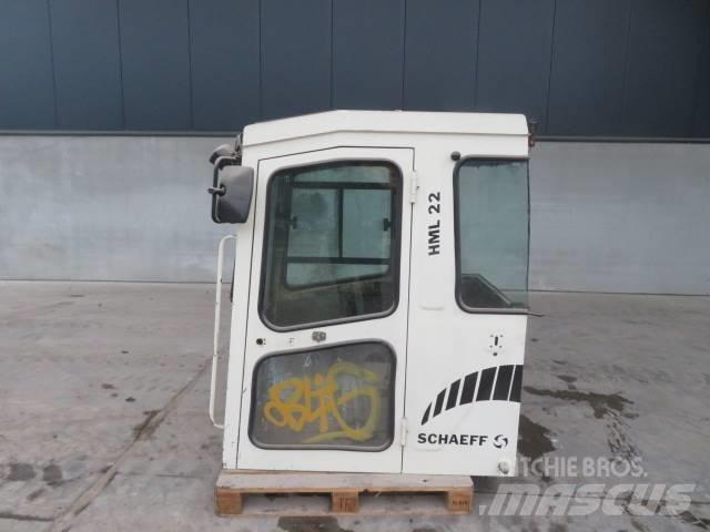 Schaeff HML 22 Καμπίνες και εσωτερικό