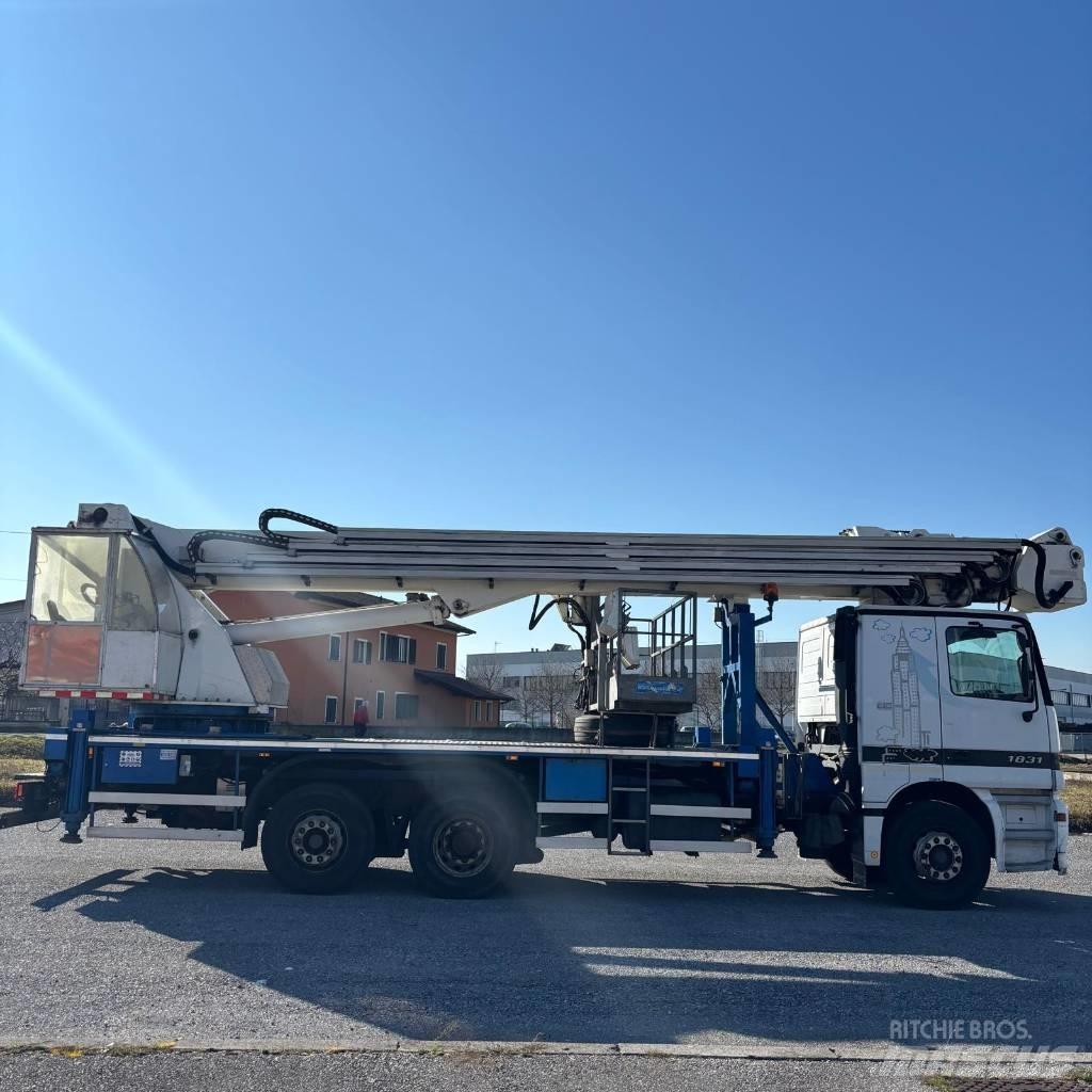 Cela Tj 460 Εναέριες πλατφόρμες τοποθετημένες σε φορτηγό
