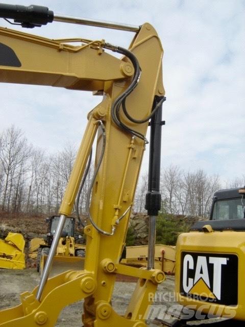 CAT 311F Εκσκαφείς με ερπύστριες