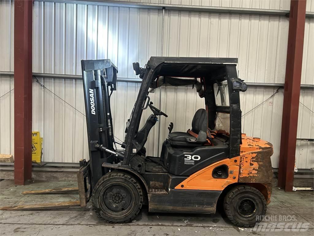 Doosan D30S-5 Πετρελαιοκίνητα Κλαρκ