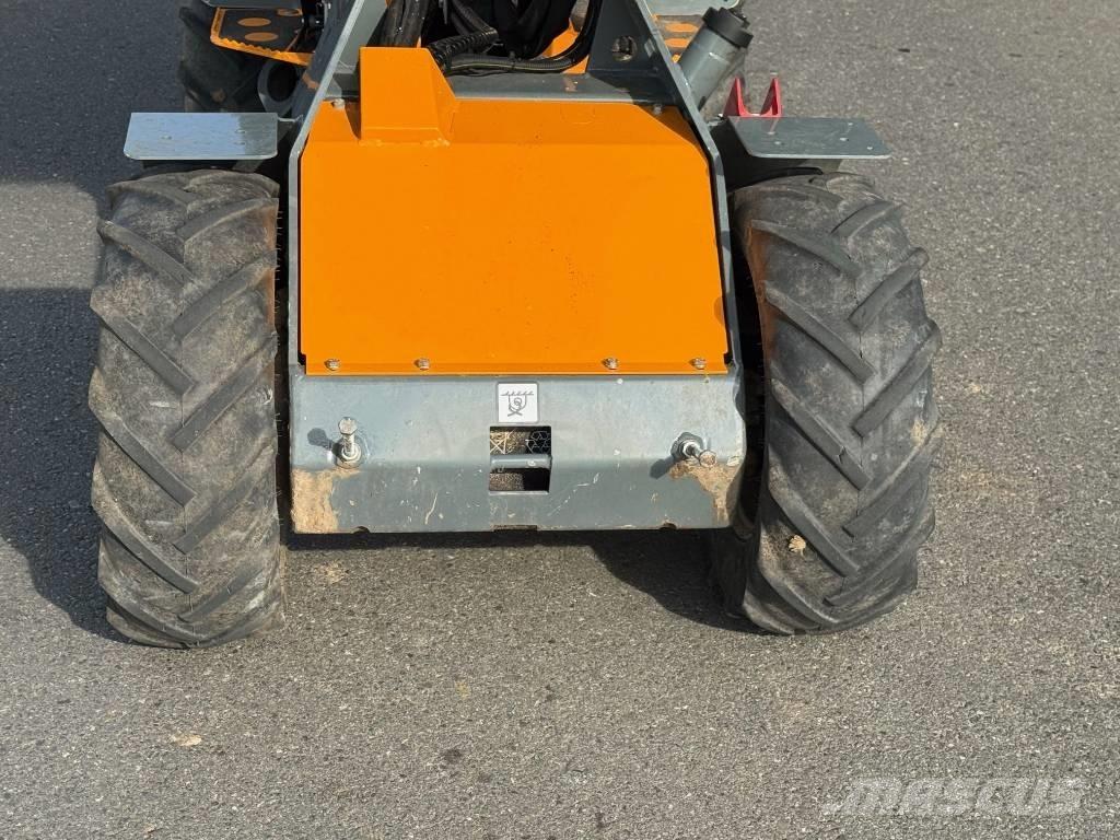 GiANT G 1200 Φορτωτές με λάστιχα (Τροχοφόροι)