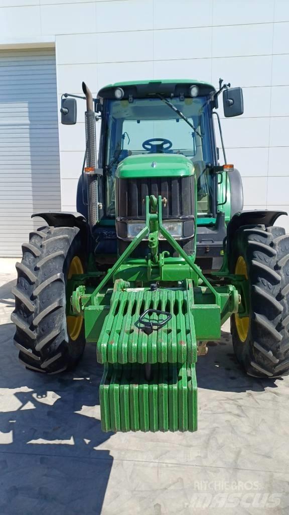 John Deere 6820 Τρακτέρ