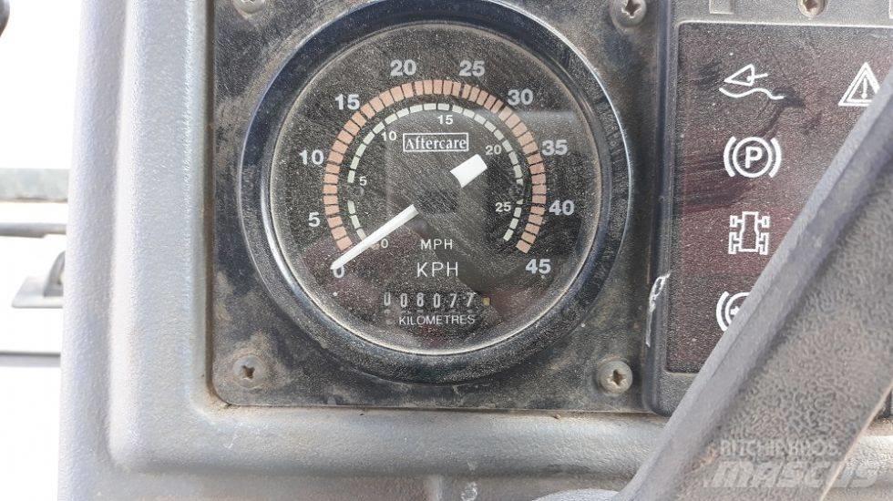 Fermec 860 Εκσκαφείς Φορτωτές τύπου JCB