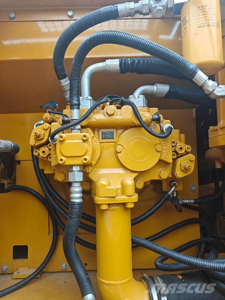 CAT 329 D Εκσκαφείς με ερπύστριες