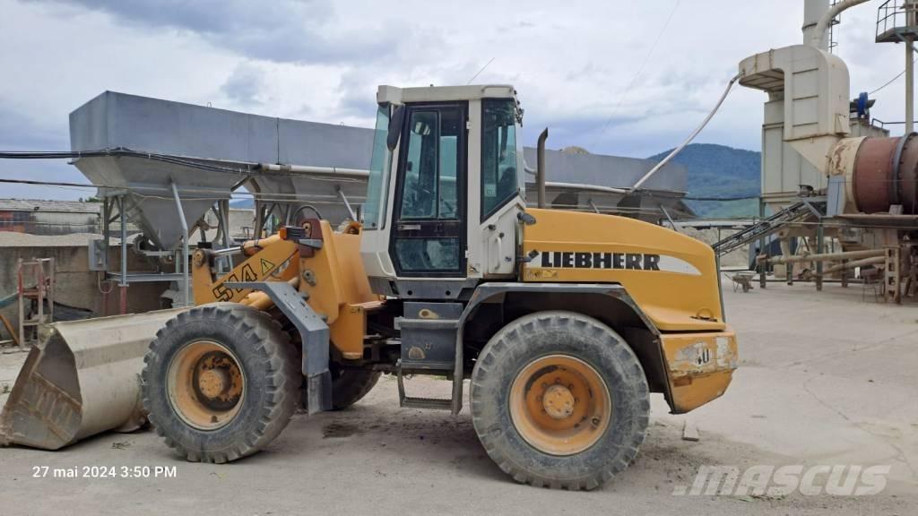 Liebherr L 514 Καμπίνες και εσωτερικό