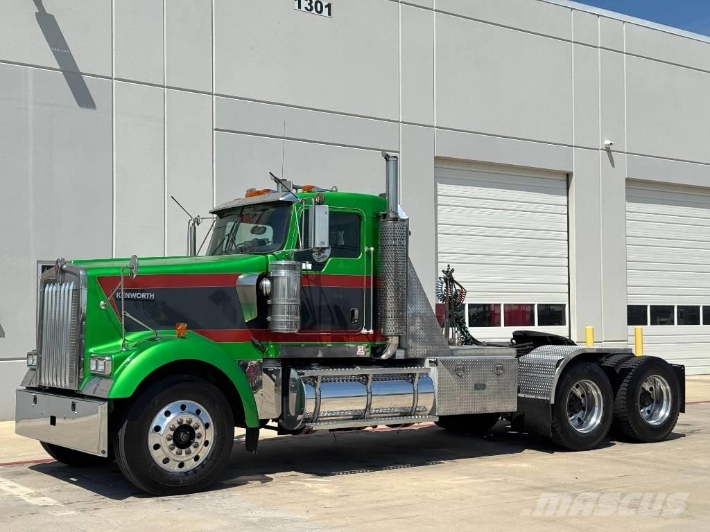Kenworth W 900 Τράκτορες