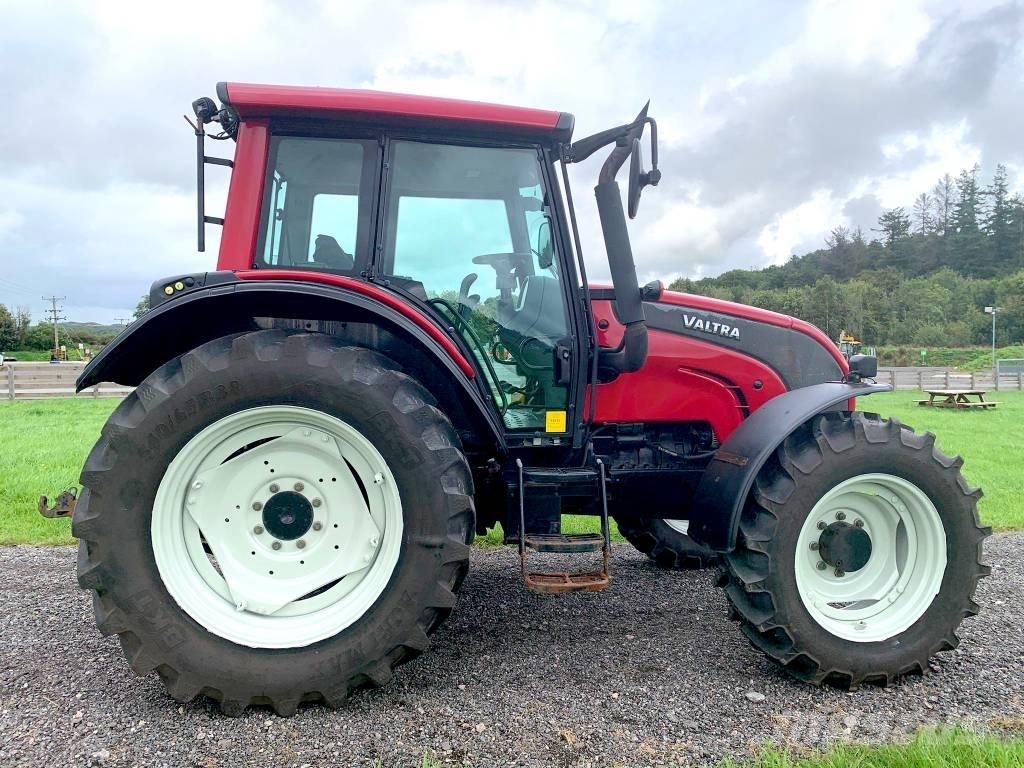 Valtra N101 Tractor Τρακτέρ δασοπονίας