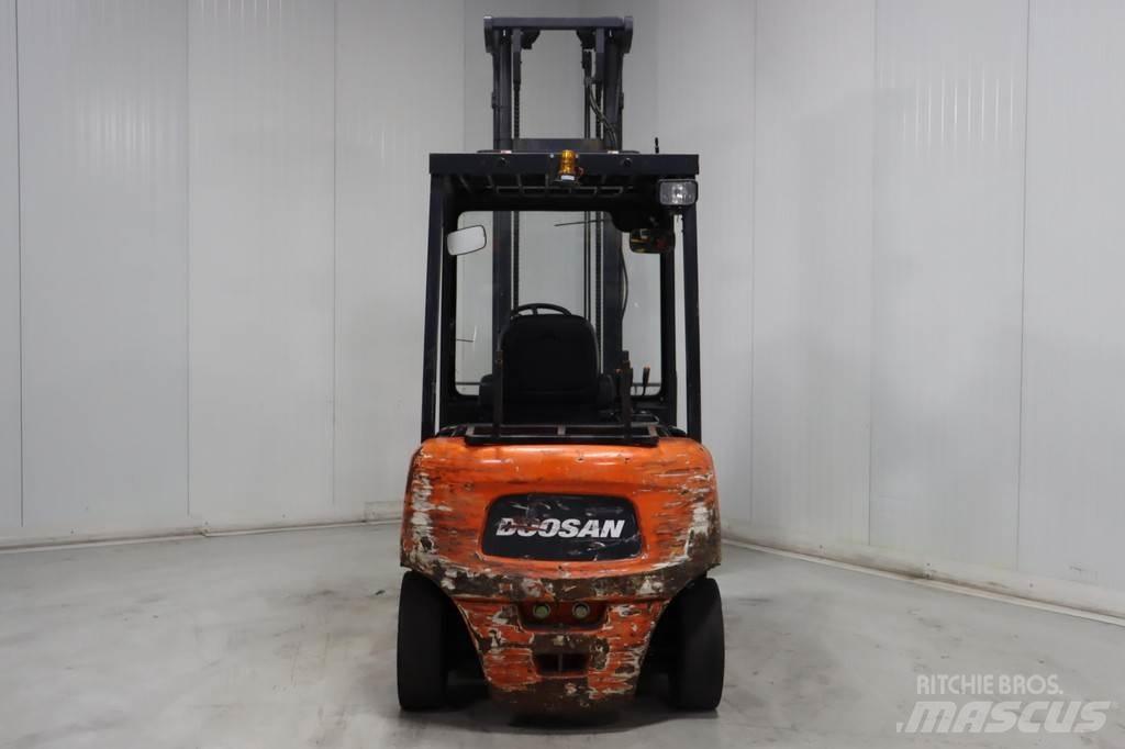 Doosan B45X-5 Ηλεκτρικά περονοφόρα ανυψωτικά κλαρκ