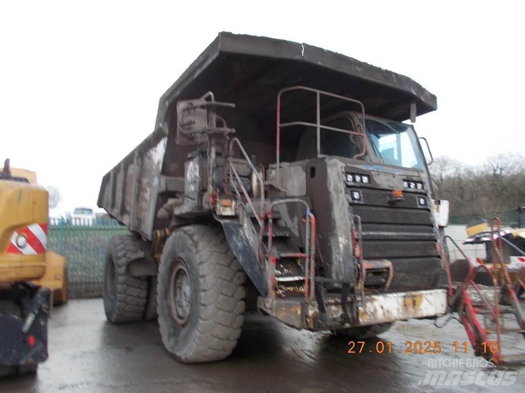 CAT 775G Άκαμπτα Dumper με ανατρεπόμενο κάδο