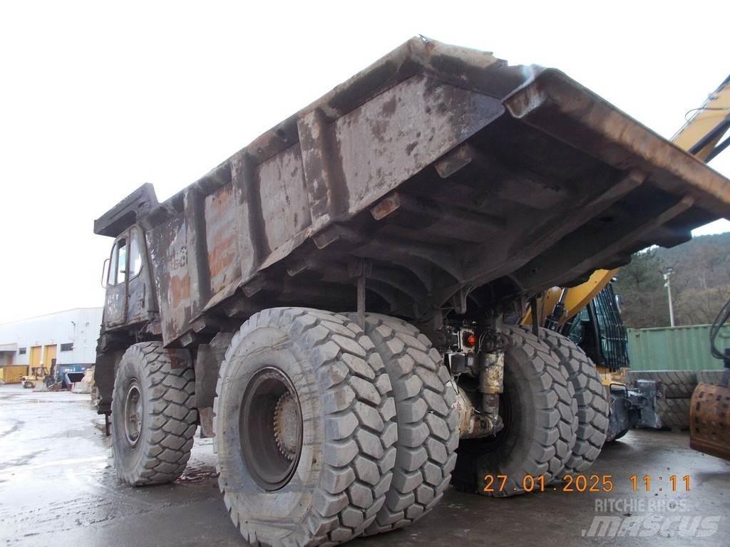 CAT 775G Άκαμπτα Dumper με ανατρεπόμενο κάδο