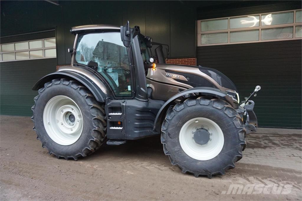 Valtra T175 Active Τρακτέρ