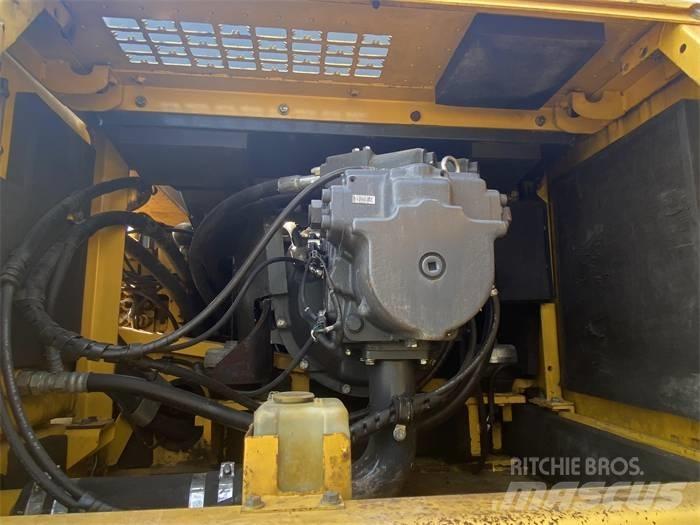Komatsu PC450-8 Εκσκαφείς με ερπύστριες