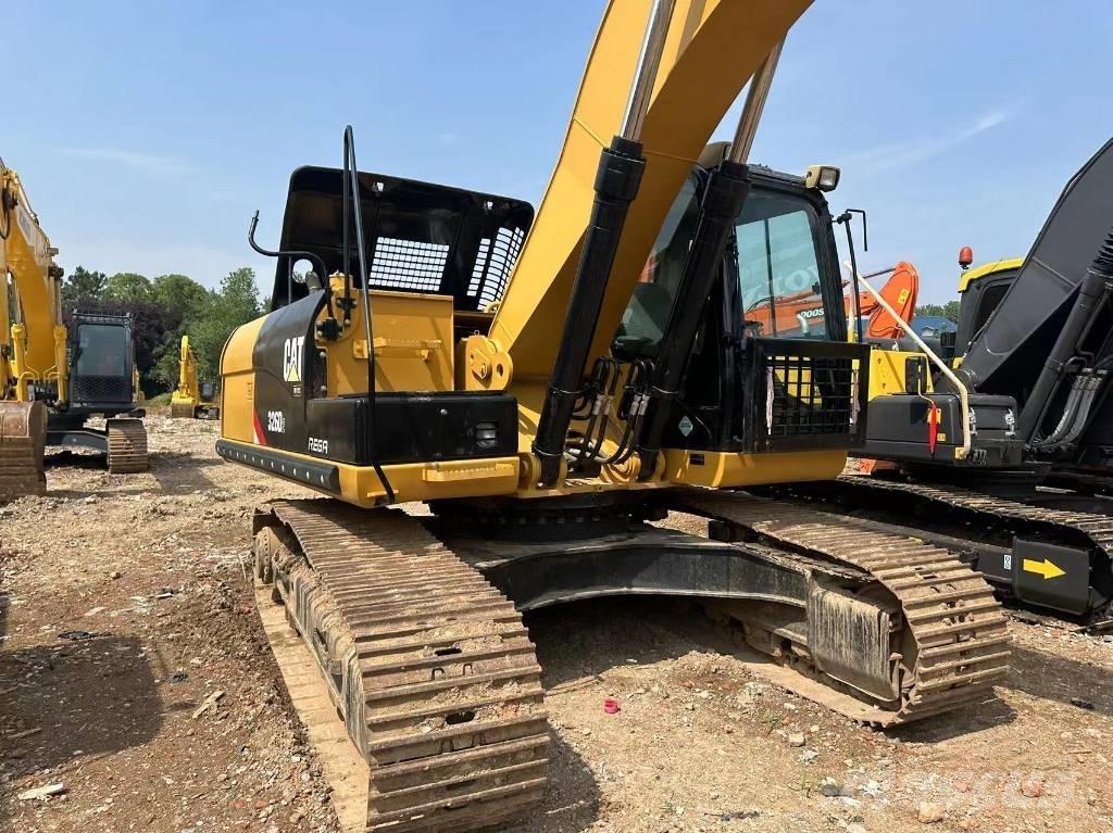 CAT 326 Εκσκαφείς με ερπύστριες