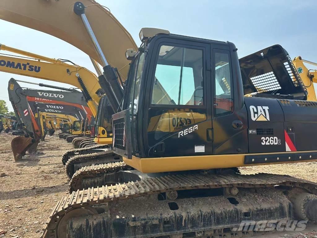 CAT 326 Εκσκαφείς με ερπύστριες