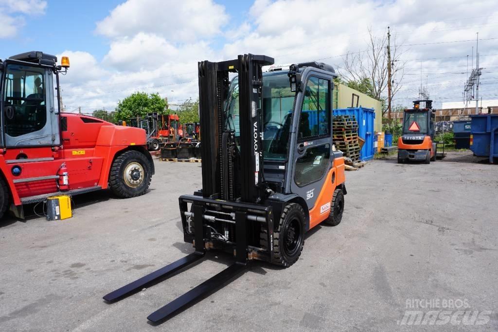 Toyota 56-8FD30F Πετρελαιοκίνητα Κλαρκ