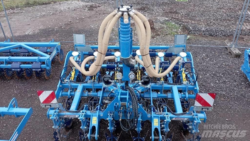 Farmet STRIP-TILL 6N Υπεδάφια άροτρα